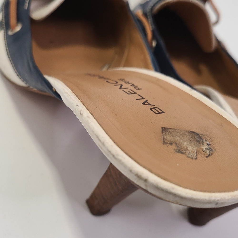 Balenciaga white and Navy Blue mules Heels with Bow  and Pointed Toe size 40 - Picture 8 of 10